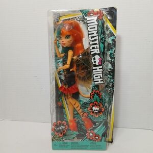 Monster High Garden Ghouls Wings Toralei Fairy Doll Brand NIB Canada